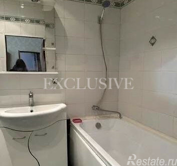 Продажа 2-комн квартиры на вторичном рынке Ломоносовский пр-кт,  д. 4 к1