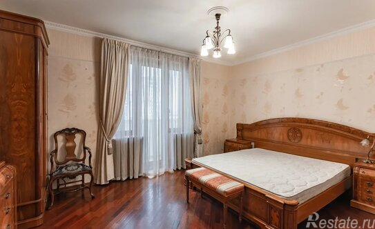 Продажа 4-комн квартиры на вторичном рынке Якиманка Б. ул,  д. 26