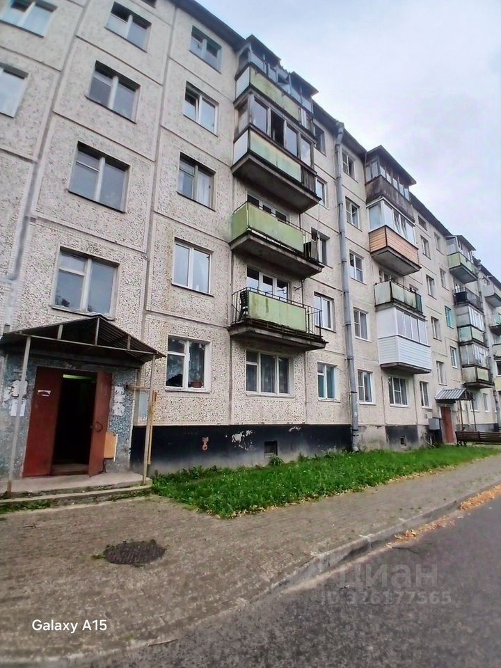 Аренда 1-комн квартиры на вторичном рынке Сиверский городской поселок, улица Достоевского, 15