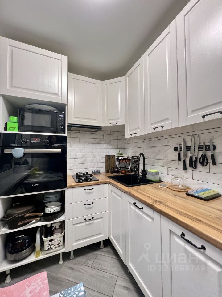 Продажа 3-комн квартиры на вторичном рынке улица Димитрова, 10К1