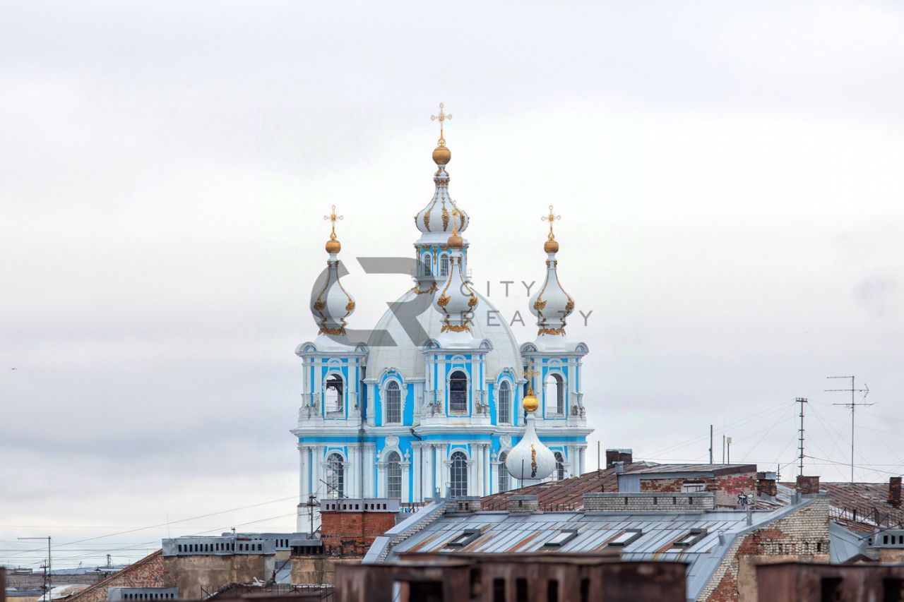 Продажа 5-комн квартиры на вторичном рынке Кирочная улица, 45