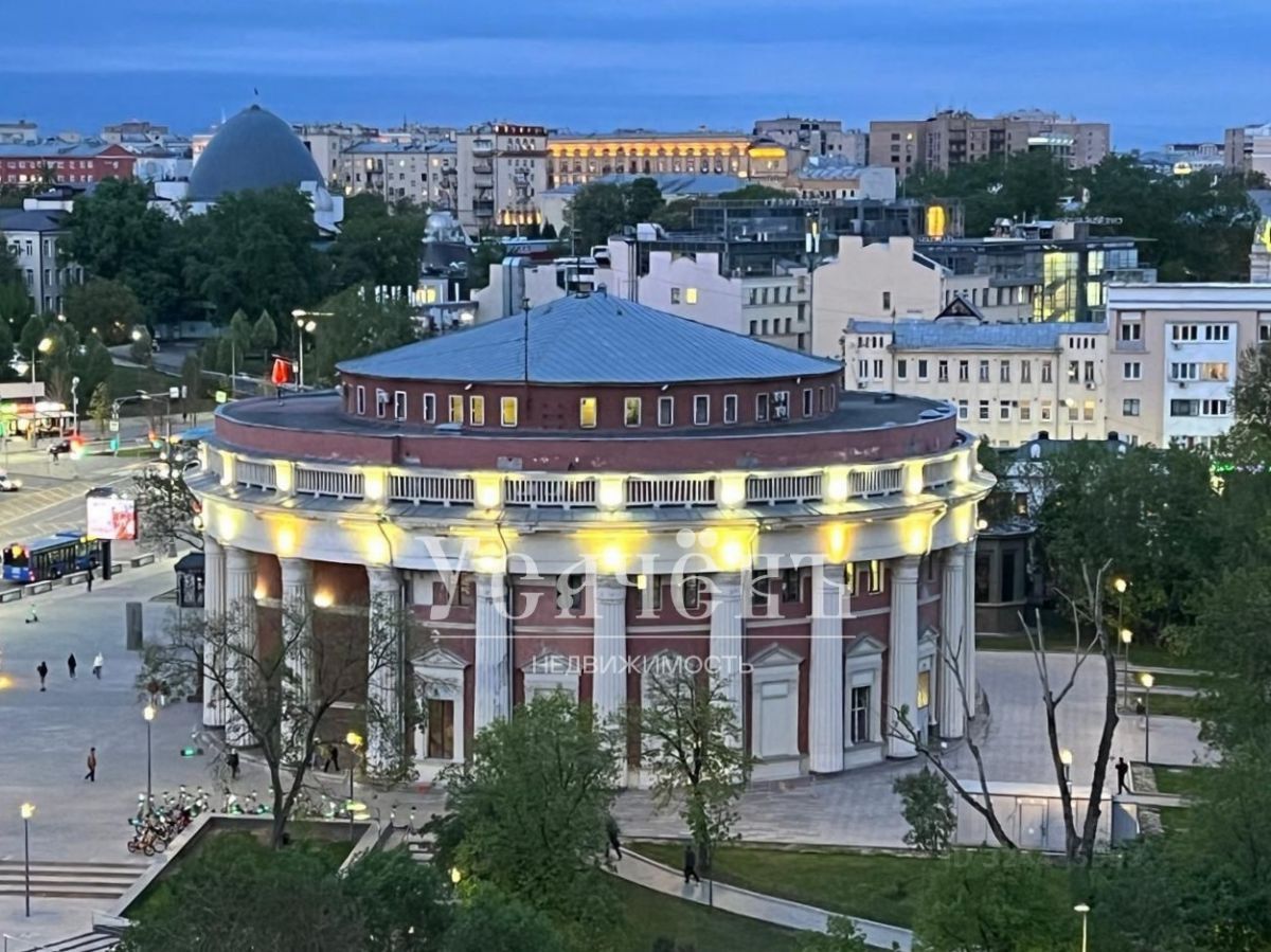 Продажа 4-комн квартиры на вторичном рынке Дружинниковская улица, 15А