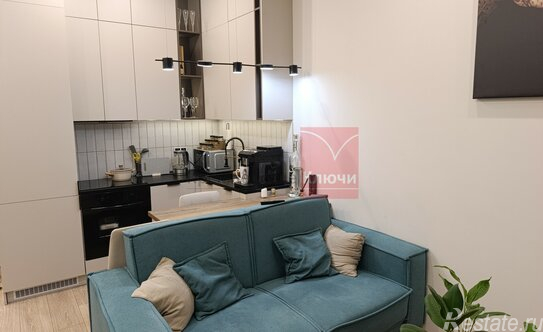 Продажа 2-комн квартиры на вторичном рынке Эдварда Грига ул,  д. 15