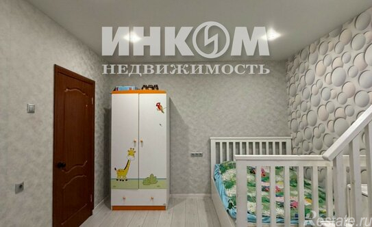 Продажа 4-комн квартиры на вторичном рынке ул Богданова,  д. 42