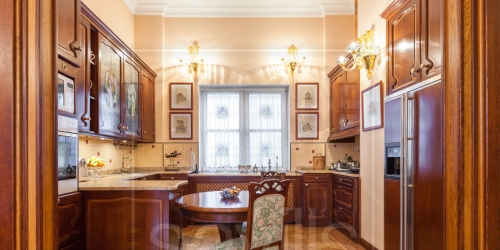 7-комн квартира Загорского пр-д, 11