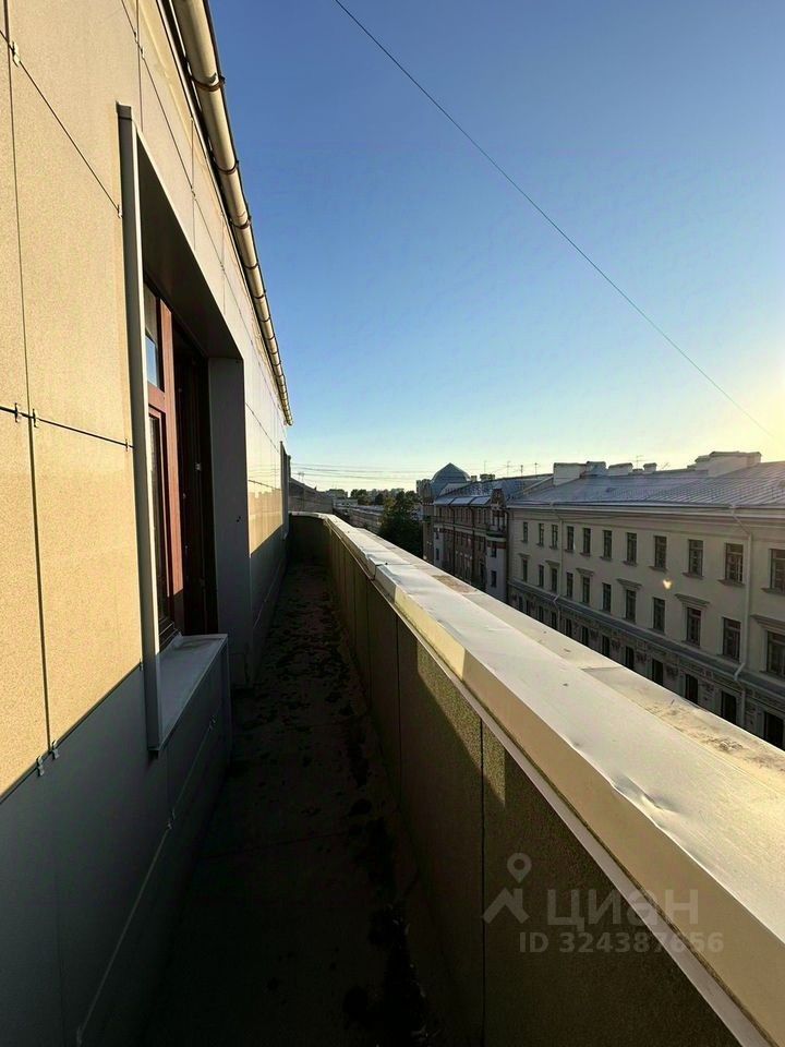 Продажа 4-комн квартиры на вторичном рынке улица Графтио, 3