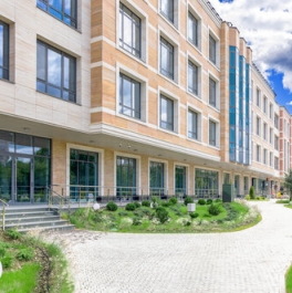 Продажа 3-комн квартиры на вторичном рынке Олимпийский пр-кт,  д. 10