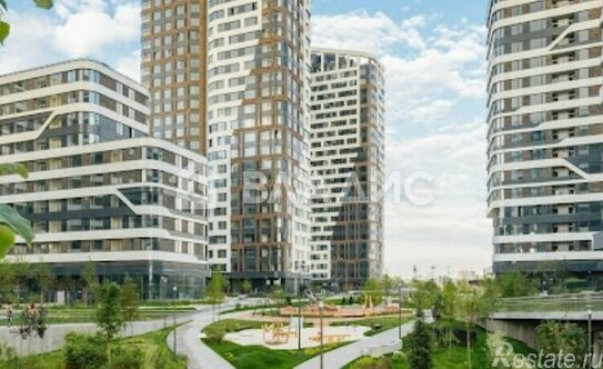 Продажа 1-комн квартиры на вторичном рынке б-р Сенкевича