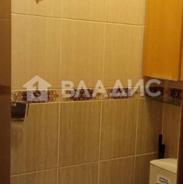 Продажа 3-комн квартиры на вторичном рынке Нарвский пр-кт,  д. 25