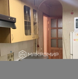 Продажа 3-комн квартиры на вторичном рынке Авангардная улица,  д. 45 к2