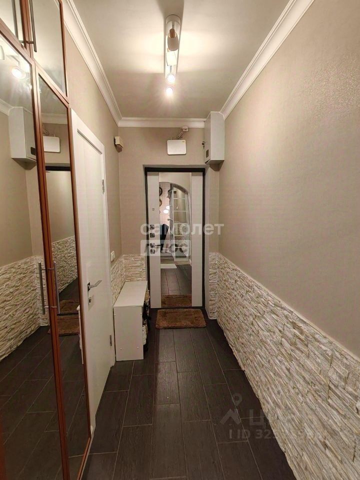 Продажа 2-комн квартиры на вторичном рынке Планетная улица, 15