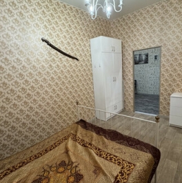 Продажа 4-комн квартиры на вторичном рынке ул Гороховая,  д. 32