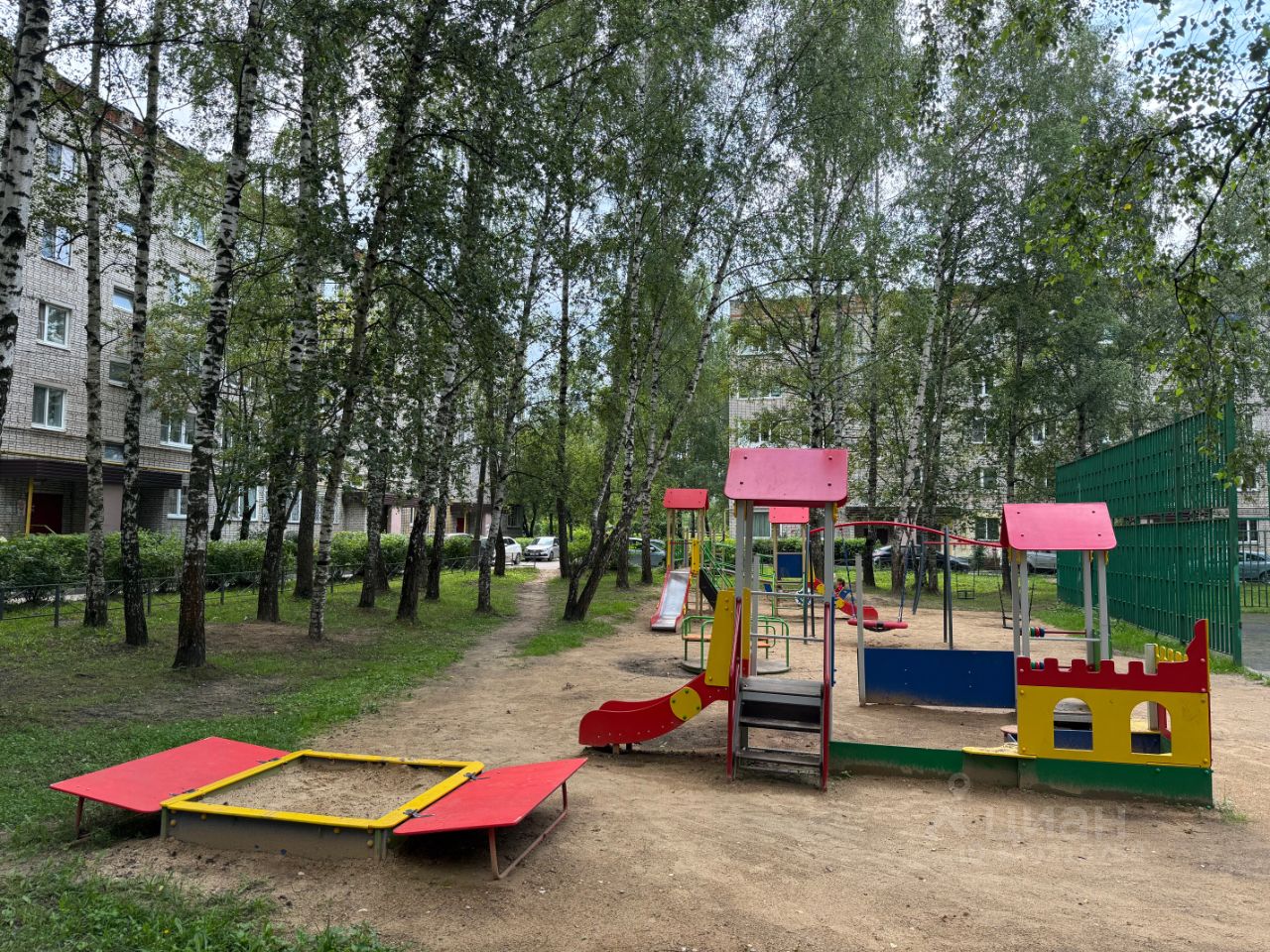 Продажа 3-комн квартиры на вторичном рынке Апрелевка, улица Комсомольская, 16