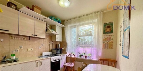 2-комн квартира ул Молостовых,  д. 3,  к. 1