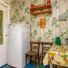 Продажа 1-комн квартиры на вторичном рынке Альпийский переулок,  д. 8