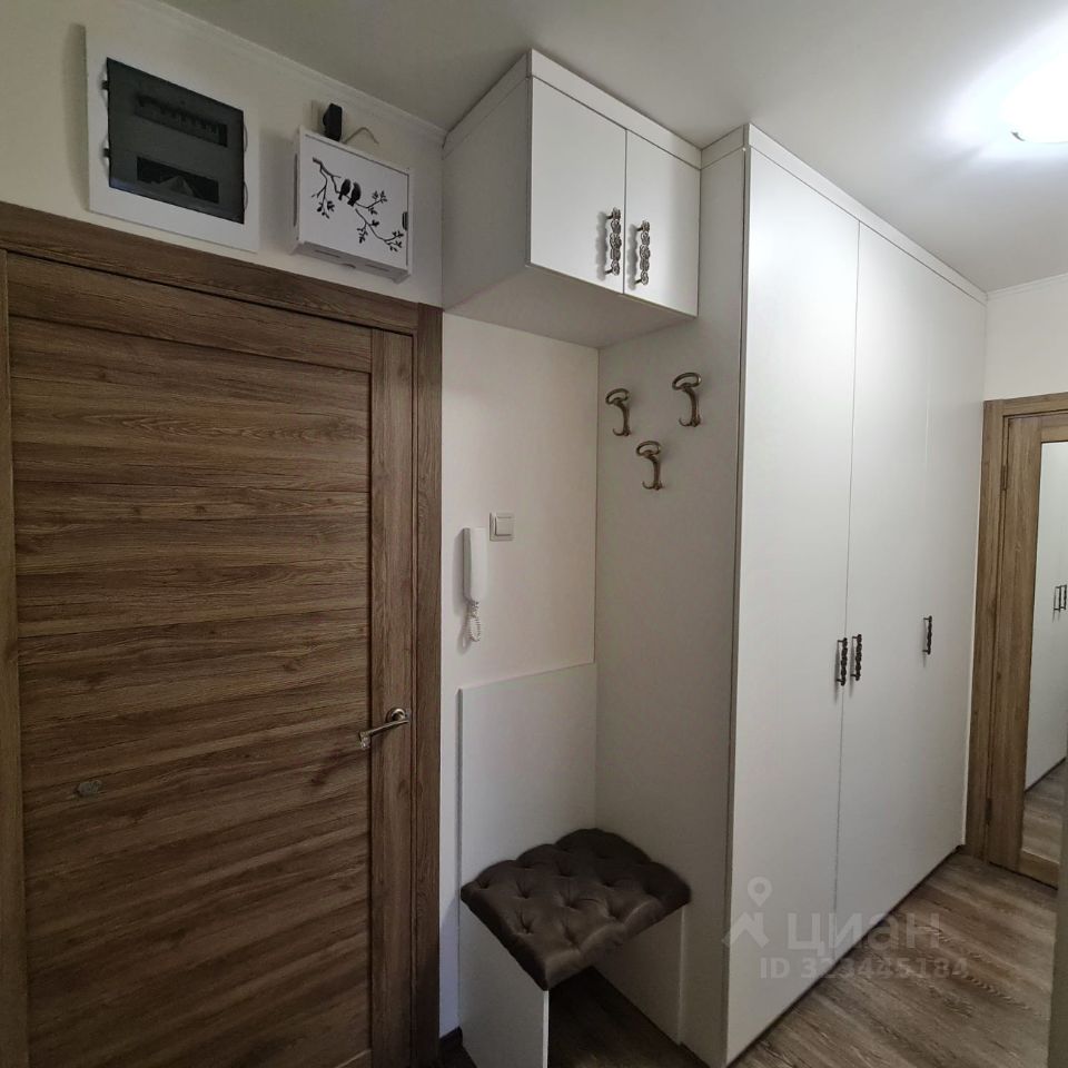 Продажа 1-комн квартиры на вторичном рынке Долгопрудный, Лихачевское шоссе, 13а