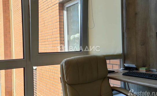 Продажа 2-комн квартиры на вторичном рынке Новый Оккервиль, пр-кт Строителей,  д. 6