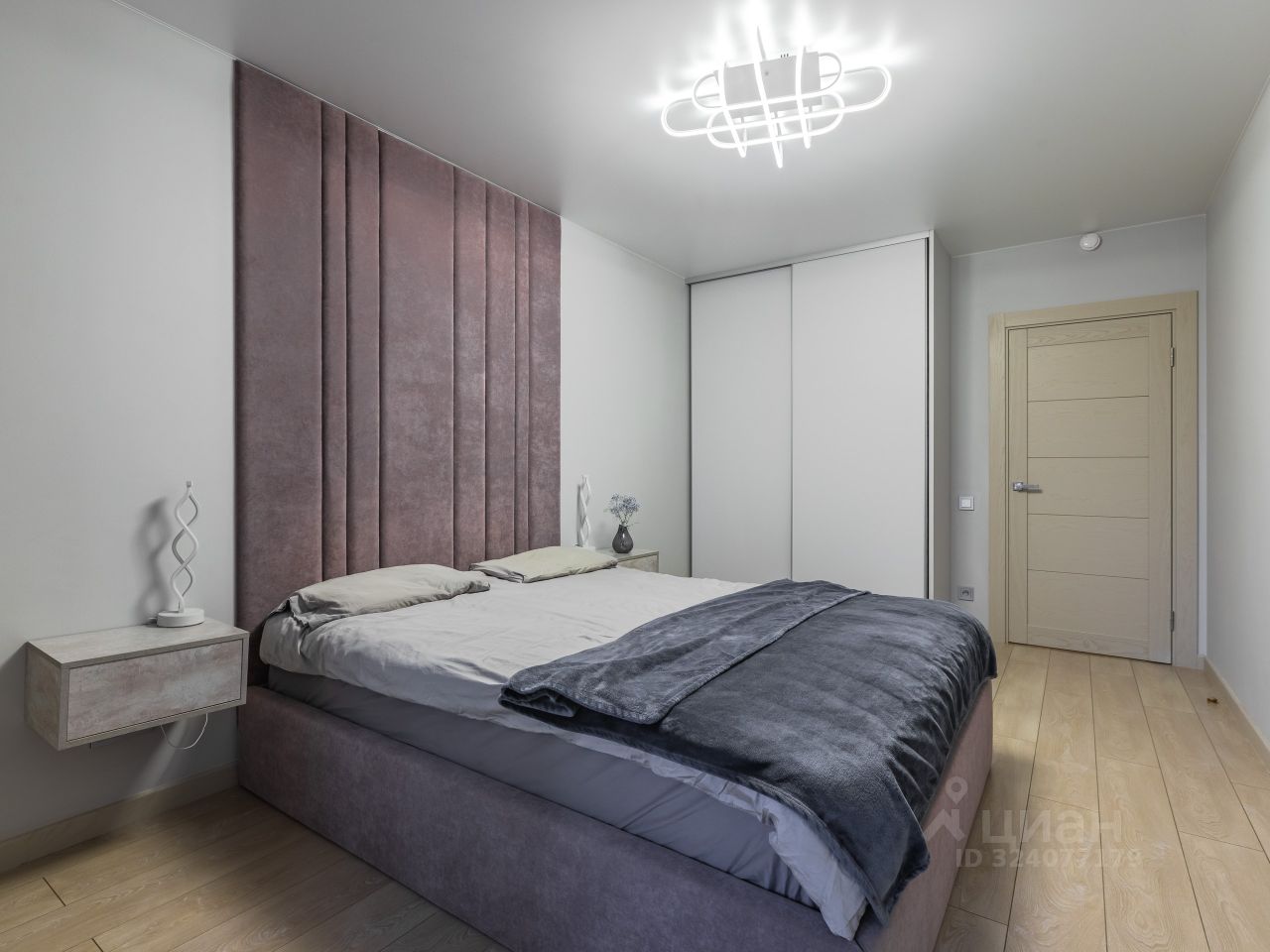 Продажа 2-комн квартиры на вторичном рынке улица Грибалевой, 7к1