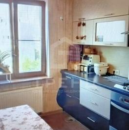 Продажа 3-комн квартиры на вторичном рынке Валдайская улица,  д. 11