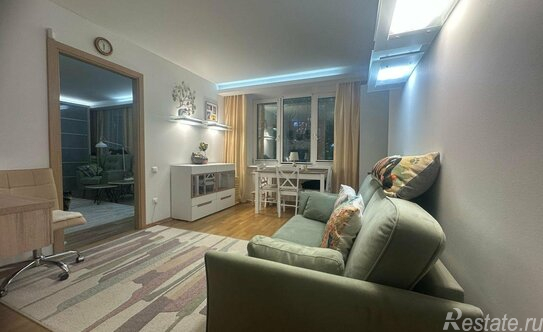 Продажа 1-комн квартиры на вторичном рынке Пушкин г, Церковная ул,  д. 46