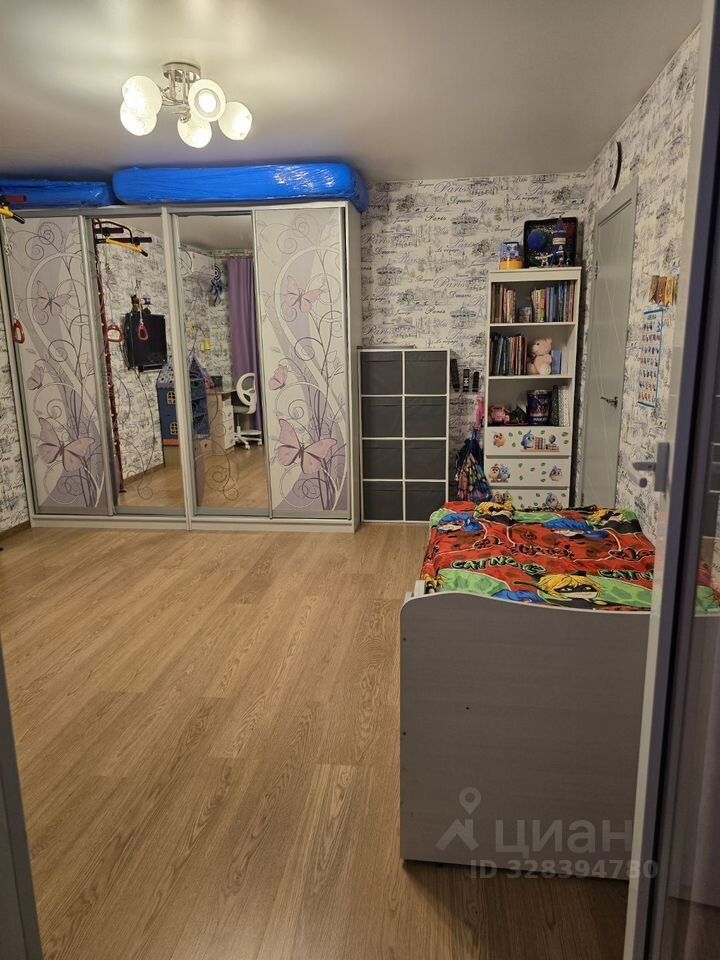 Продажа 2-комн квартиры на вторичном рынке Индустриальный проспект, 36