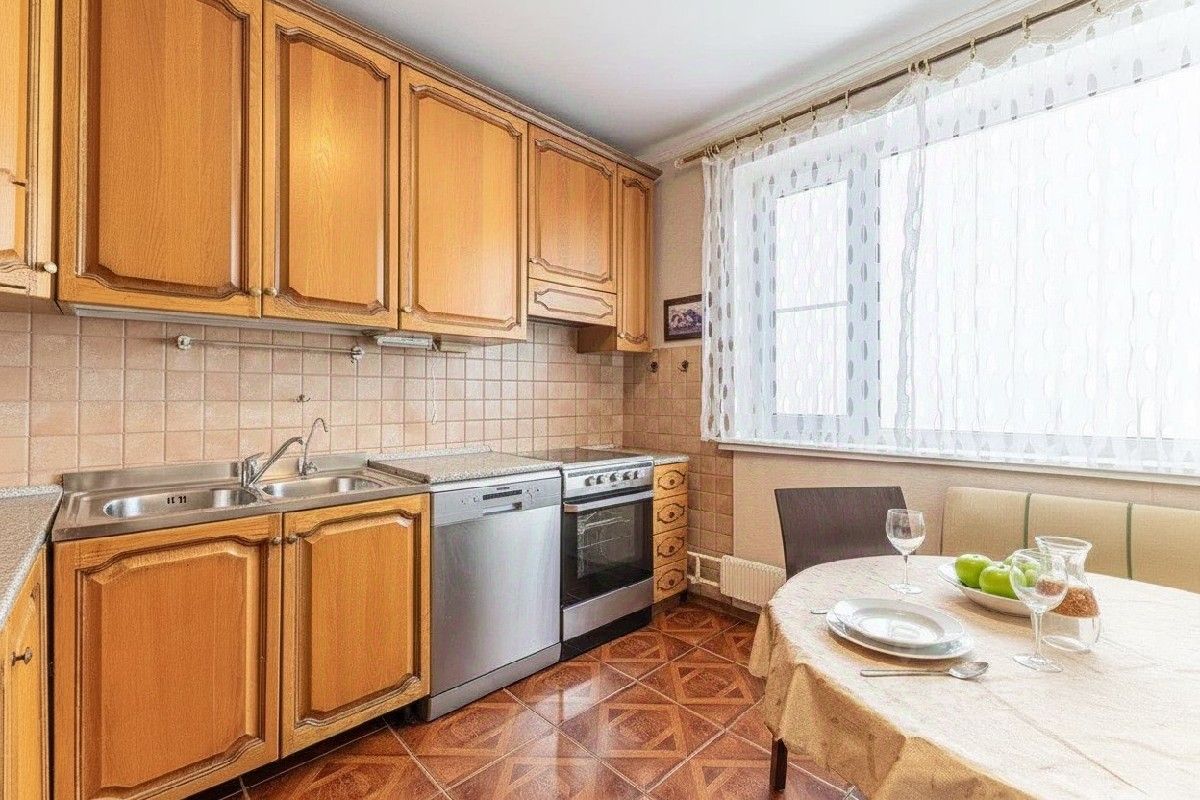 Продажа 3-комн квартиры на вторичном рынке проспект Вернадского, 93К1