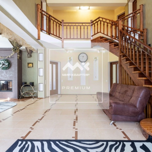 Коттедж/дом Лагерный пер,  д. 6а