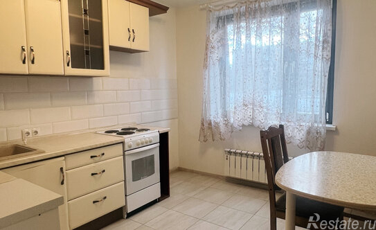 Продажа 2-комн квартиры на вторичном рынке Долгопрудная улица,  д. 10