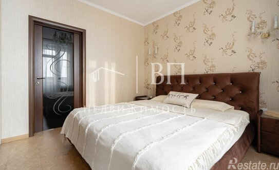 Продажа 3-комн квартиры на вторичном рынке Богатырский пр-кт,  д. 22 к1