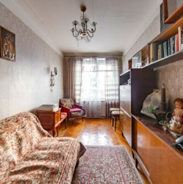 Продажа 4-комн квартиры на вторичном рынке Петергоф г, Разводная ул,  д. 4