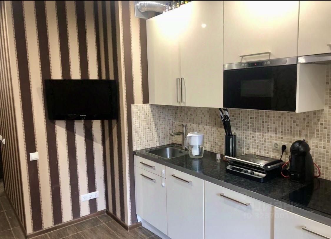 Продажа 1-комн квартиры на вторичном рынке проспект Королева, 61