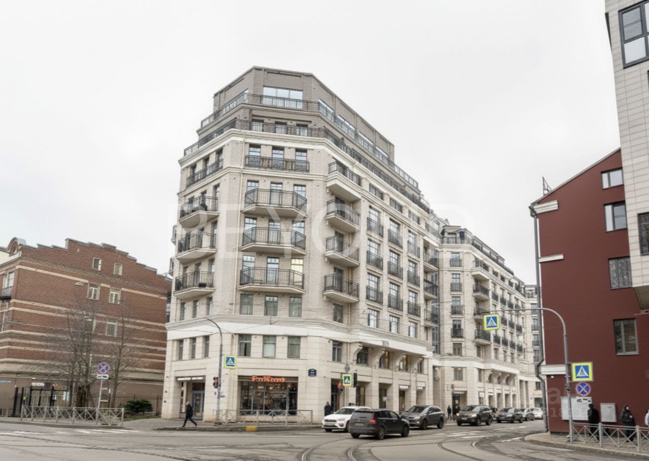Продажа 2-комн квартиры на вторичном рынке улица Мира, 37