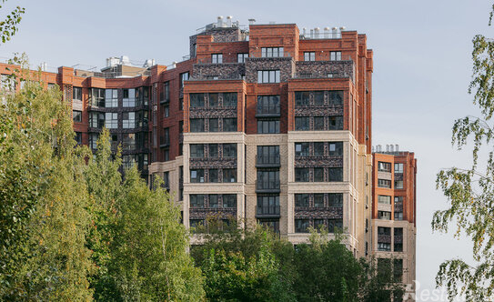 Продажа 2-комн квартиры на вторичном рынке Лиственная улица,  д. 20 к2 с1