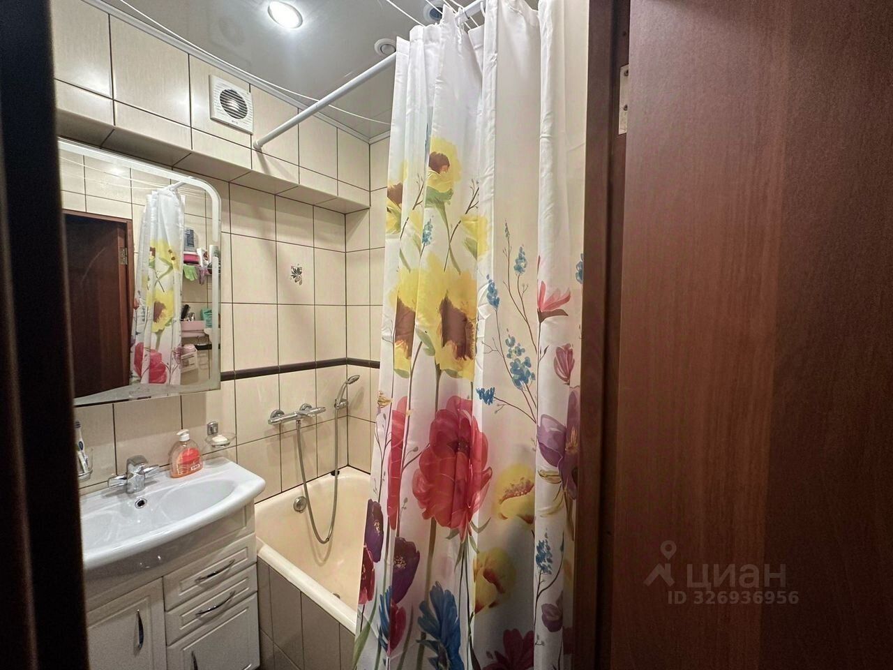 Продажа 3-комн квартиры на вторичном рынке Кубинская улица, 22