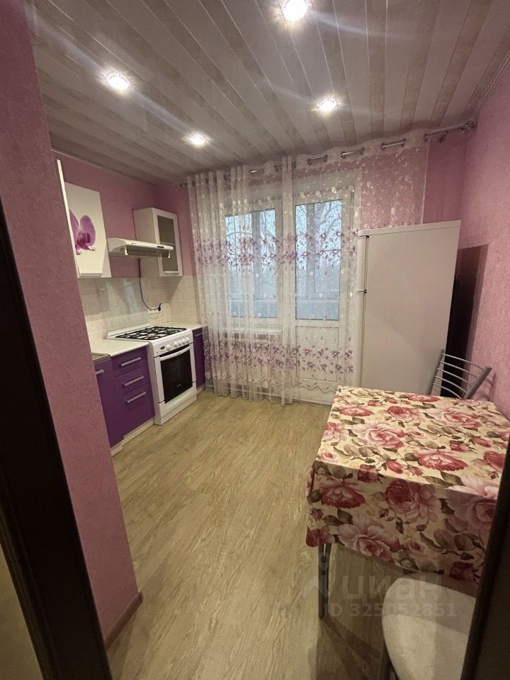 Продажа 1-комн квартиры на вторичном рынке Москворецкий мкр, улица Спартака,  д. 20
