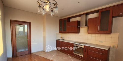 3-комн квартира Искровский пр-кт,  д. 22