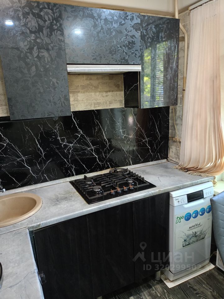 Продажа 2-комн квартиры на вторичном рынке проспект Космонавтов, 52К6