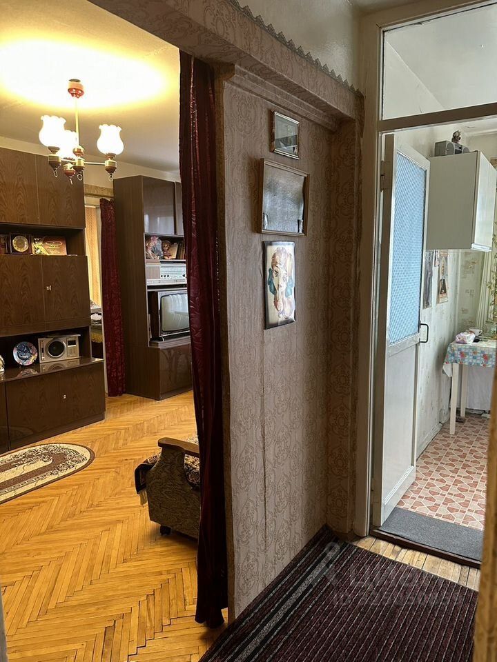 Продажа 2-комн квартиры на вторичном рынке Клин, улица Карла Маркса, 89