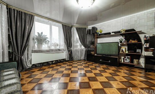 Продажа 2-комн квартиры на вторичном рынке Бугры, ул Школьная,  д. 11,  к. 1