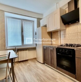 Продажа 1-комн квартиры на вторичном рынке Замшина улица,  д. 27 к1