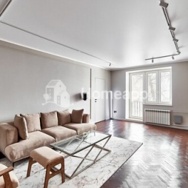 Продажа 4-комн квартиры на вторичном рынке Хлебозаводский проезд