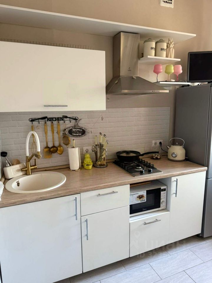 Продажа 1-комн квартиры на вторичном рынке Велозаводская улица, 11/1