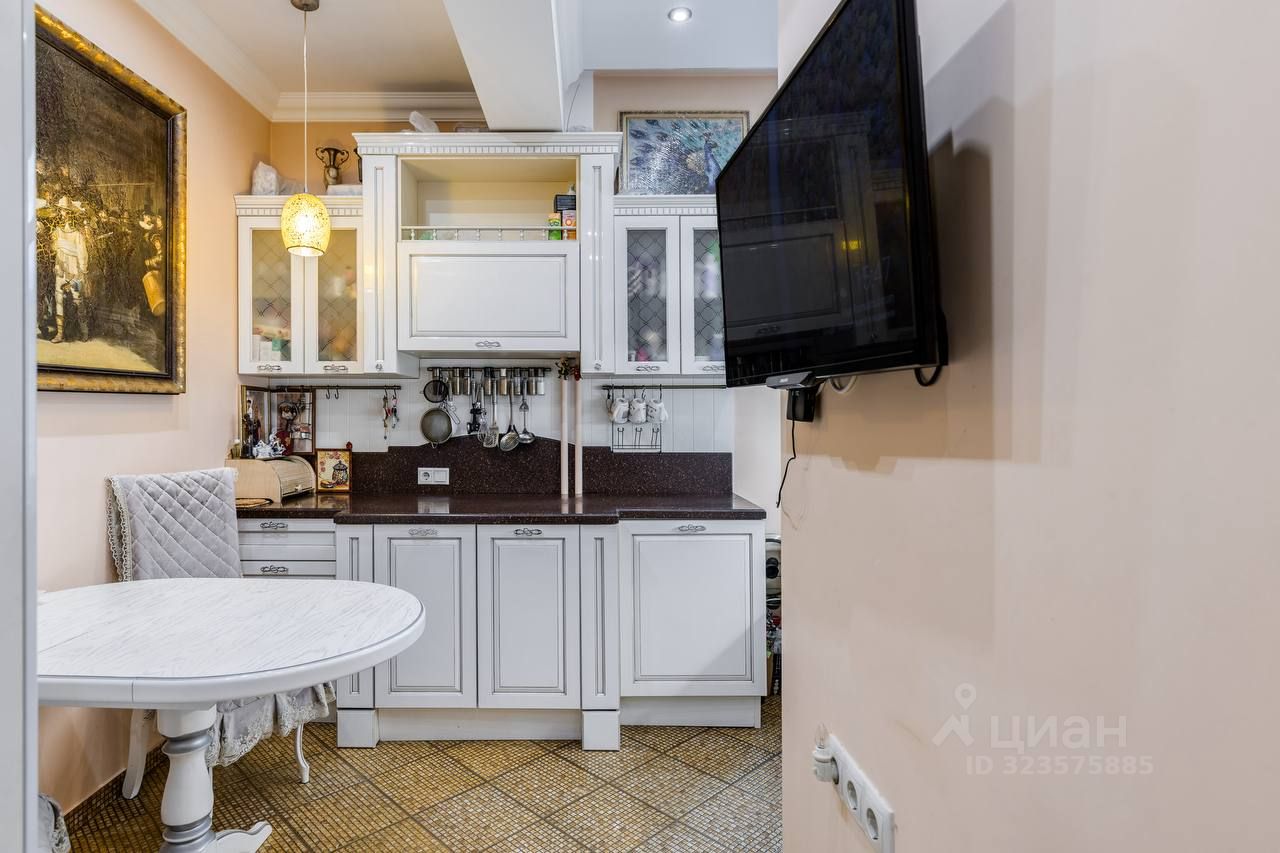 Продажа 3-комн квартиры на вторичном рынке шоссе Энтузиастов, 20