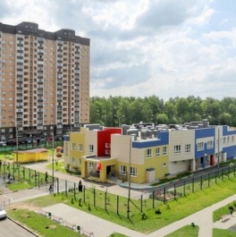 Продажа 2-комн квартиры на вторичном рынке посёлок Мебельной Фабрики, Заречная улица,  д. 7
