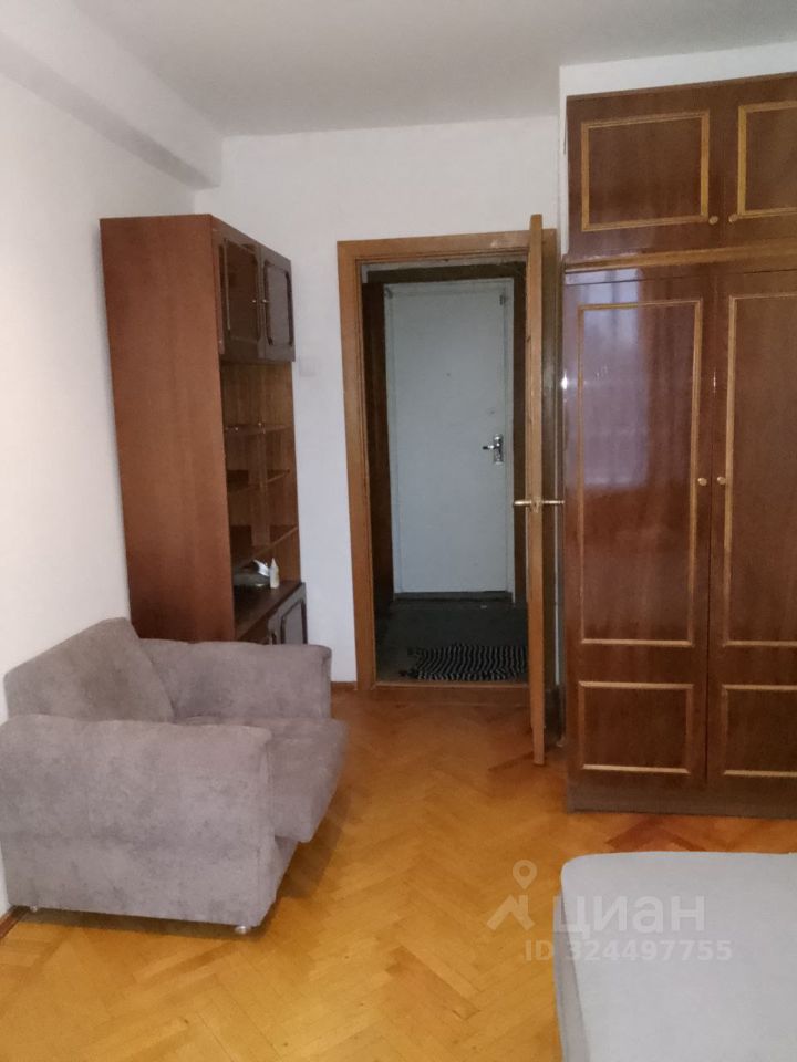 Аренда 2-комн квартиры на вторичном рынке Заневский проспект, 28-30-32