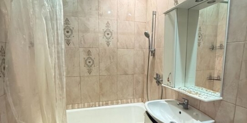 2-комн квартира ул Остафьевская,  д. 8