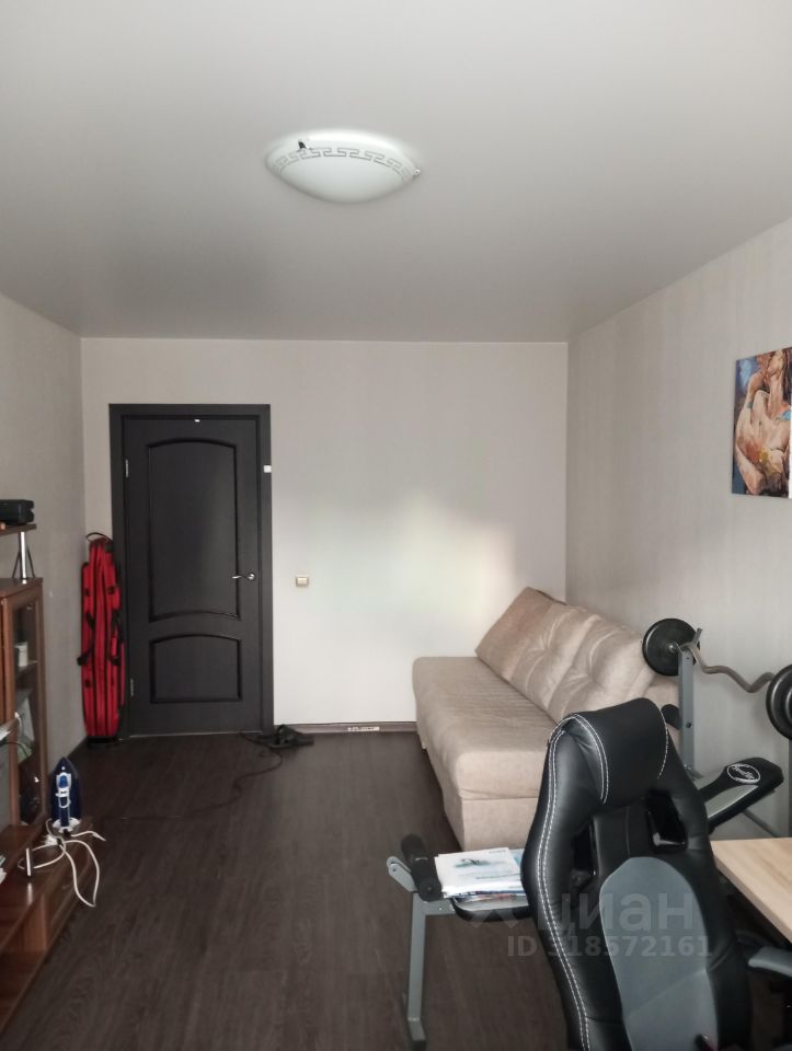 Продажа 2-комн квартиры на вторичном рынке Мурино, проспект Авиаторов Балтики, 11/1