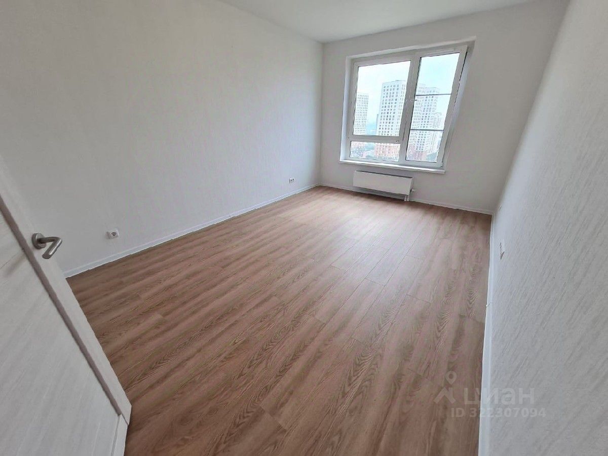 Продажа 3-комн квартиры на вторичном рынке Очаковское шоссе, 7