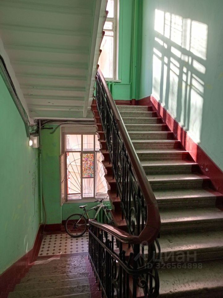 Продажа комнаты Московский проспект, 125