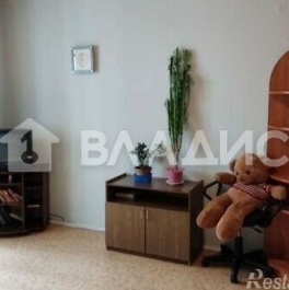 Продажа 1-комн квартиры на вторичном рынке Коктебельская улица,  д. 4 к3